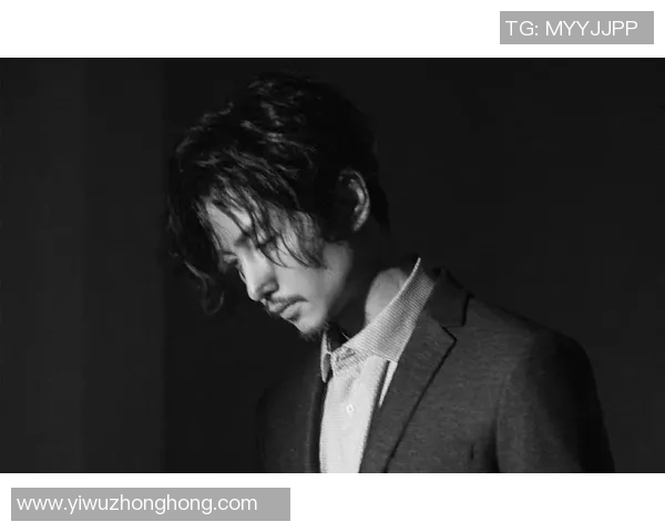 足球明星壁纸帅气风采尽显让你爱不释手的视觉盛宴